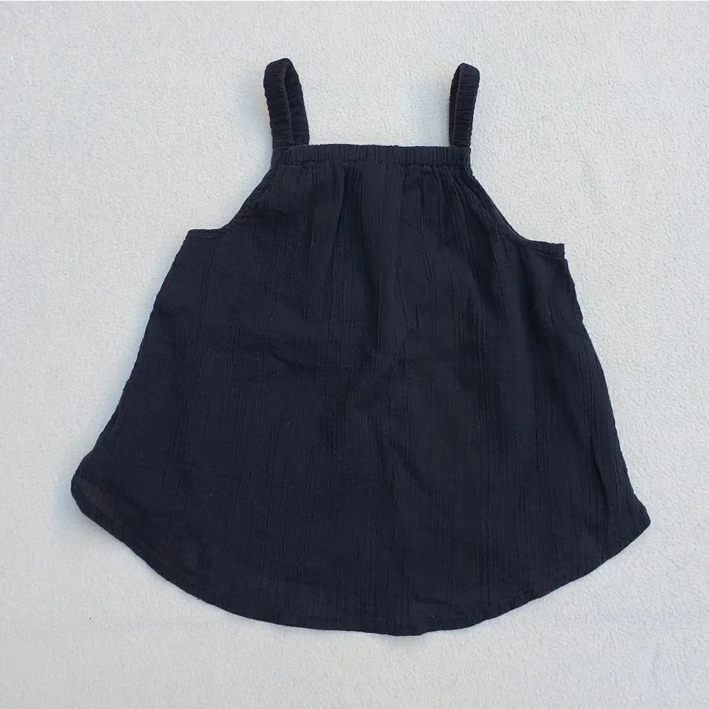 Old Navy black flowy open back tank top Size 4T